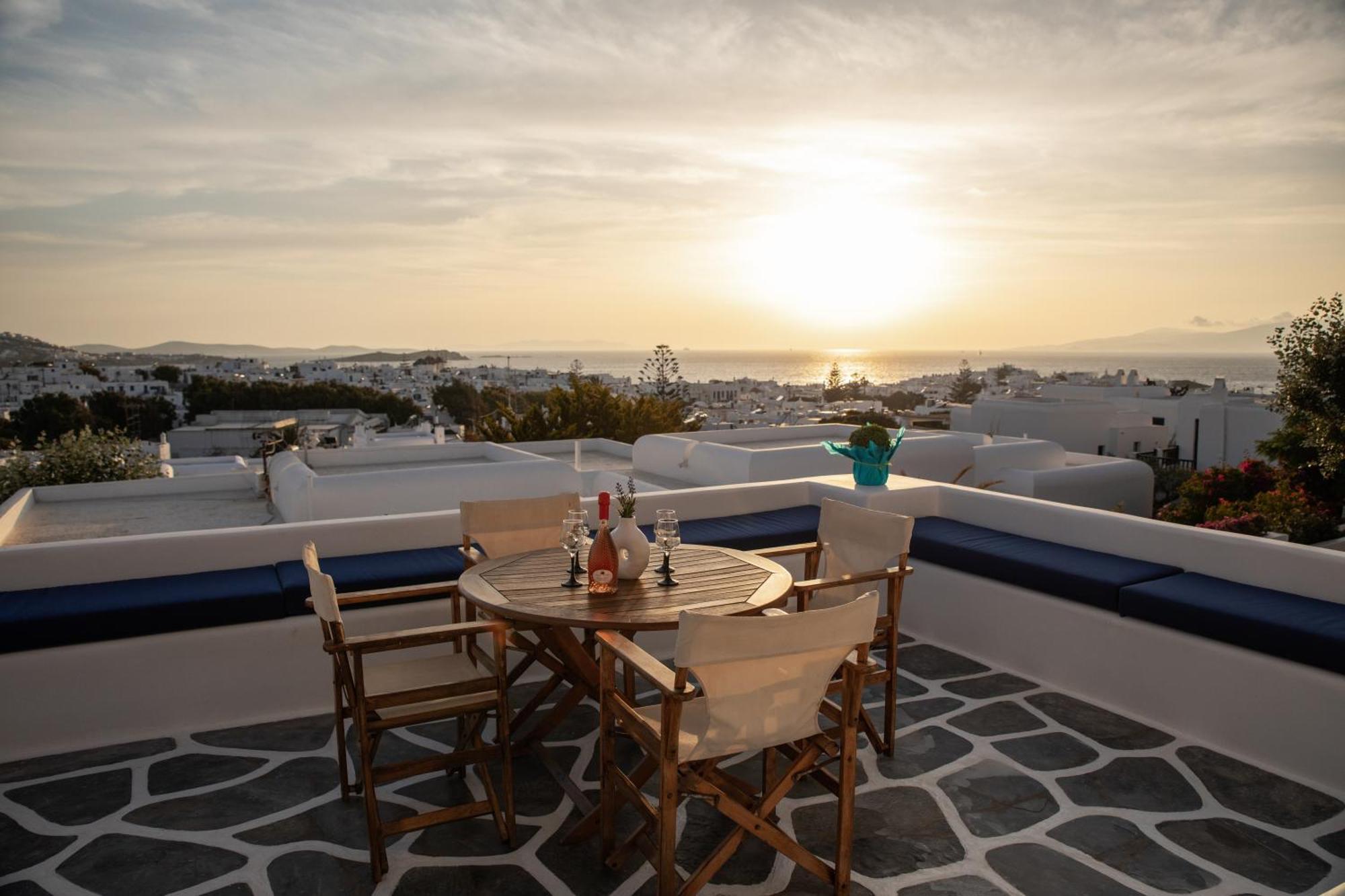 Callisti Mykonos Town With Pool View And Calypso Upper Floor With Sea View Екстер'єр фото